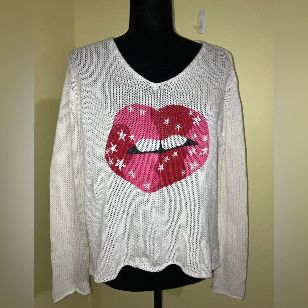 Wooden Ships Paola Buendia Lips Stars spring sweater pullover top shirt sz S - M